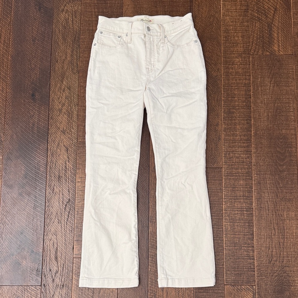 Madewell Midrise Kick out Jeans in  White